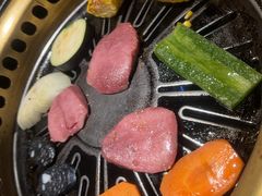 -炼火烤肉店