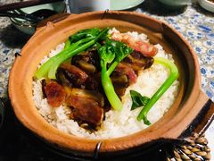 招牌传统腊味煲仔饭-最品火锅