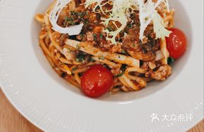 Classic Meat Sauce Spaghetti