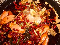 -三道苗苗鱼·美蛙黄辣丁(八里店)