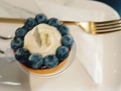 -UNI UNI(环亚凯瑟琳店)