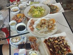 -范饭椰林川湘味海鲜·椰子鸡(三亚湾椰梦长廊店)