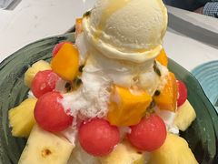 时令水果刨冰-鹿港小镇(悠唐店)