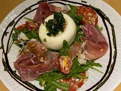 意大利帕尔玛火腿披萨-TIAGO HOME KITCHEN(王府中环店)