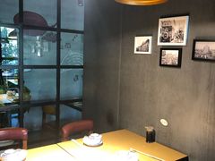 -阿洪锅贴王(小吃城店)