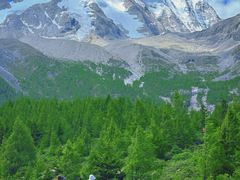 -亚拉雪山风景区