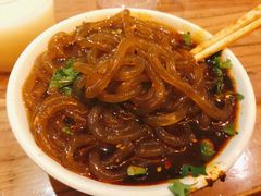 -万记麻辣烫国展总店