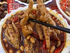 -老闵田螺馆·南昌市井菜·特色小吃(总店)