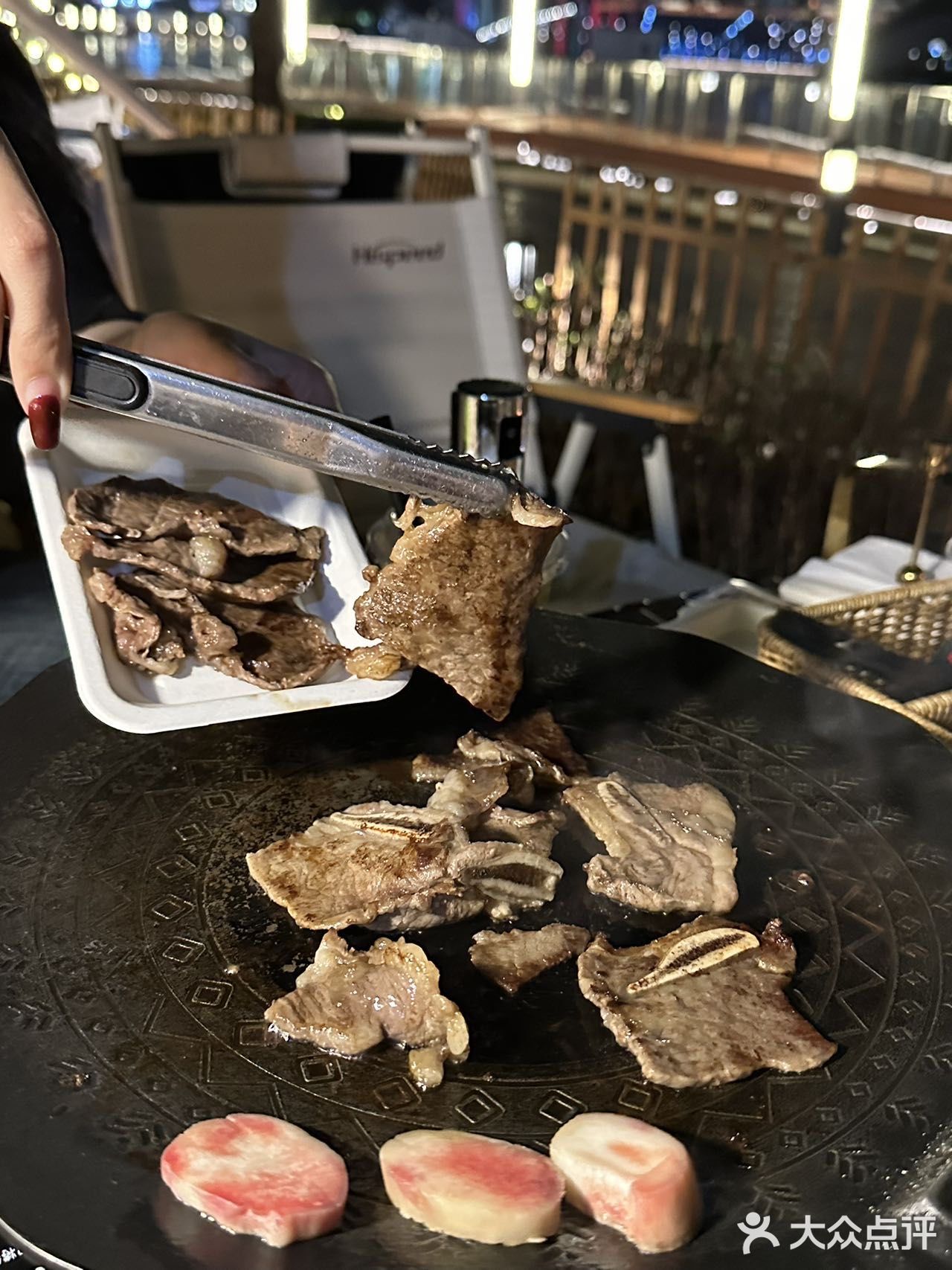 打卡深圳zui美的湖边烟花环境地🏕️