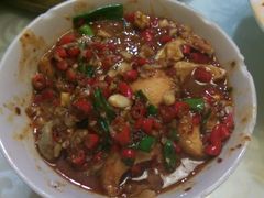 -独一佳老胡湘菜馆(矿山路店)