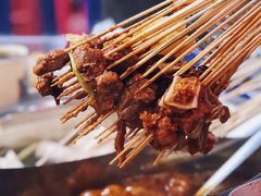-马路边边串串香(苗栗路店)