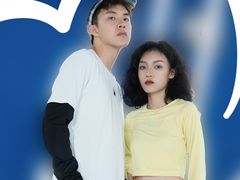 -枫叶小镇奥特莱斯