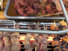 -哈尔滨小酒馆·鲜肉现穿自助烧烤(康新花园店)