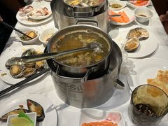 -领鲜活海鲜榴莲自助火锅(东门店)