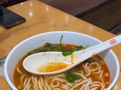 -三千粉牛肉米粉(来客茂店)
