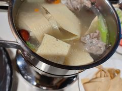 清汤牛骨汤锅底-爆棚肥牛火锅(原福成肥牛城味之缘三里河店)