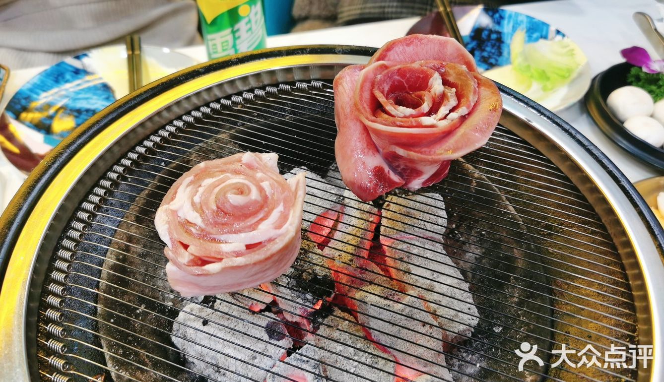 第一次见的蛋糕烤肉！