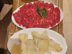 -黔诚多彩火锅(甲秀楼店)