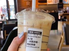 -星巴克臻选(济南万达店)