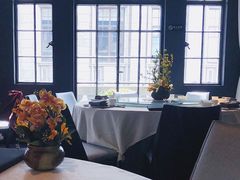 靠窗位-皇朝会.经典传统粤菜(外滩店)