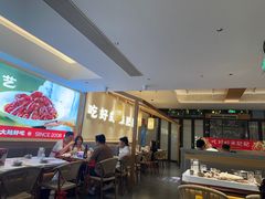 -肥肥虾庄·金牌油焖大虾(汉口城市广场店)
