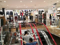 -优衣库(深圳万象天地旗舰店)