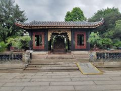 -梁园
