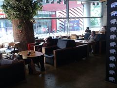 -Who乎coffee&bar