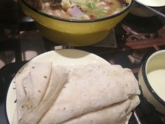 -百味地锅鸡(二店·财校分店)