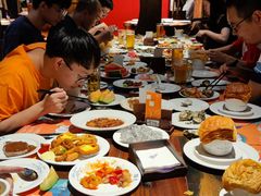 -四海一家自助餐(益田假日广场店)