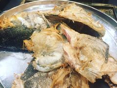 炸过的鱼摆摆-肖肖酸萝卜鱼火锅(总店)