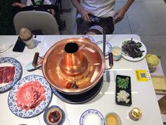 -一只羊·铜锅涮羊肉烧烤