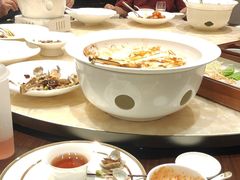 -明湖楼·经典鲁菜山东海鲜(大明湖店)