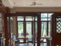 -黔蘑菇四季餐厅(观山湖店)