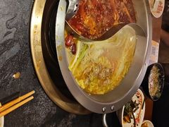 -沸炉重庆老火锅(军事博物馆店)