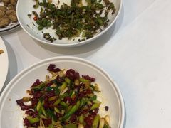 -新一家农家菜(华景新城店)