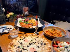 -JINNS锦时 steak&pizza(浸信会礼拜堂旧址店)