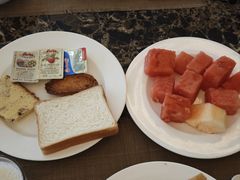 -武汉五月花大酒店(武昌火车站中南路地铁站店)