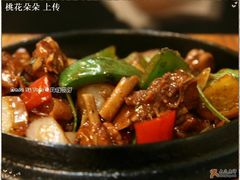 玲珑煲仔鸡-玲珑餐厅(陕西南路店)
