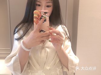 今天在上海  明天要参加公司新品发布会，今天提前到了