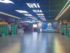 -极限PLAY运动娱乐新世界·团建派对表演休闲馆·室内高空游乐园