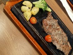 -必胜客(WOW中央公园店)