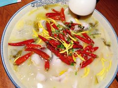 鹿桃酸菜鱼-大树餐厅(益田假日店)