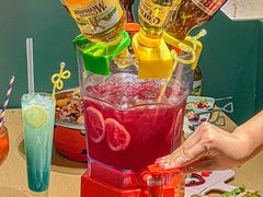 -街角等你.大连海鲜烧烤.经典铁板海鲜串(西安路店)