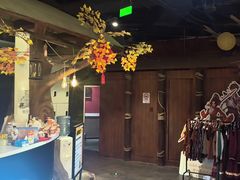-暴风岛沉浸式体验馆(百联世纪店)
