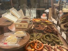 -RUXU入续糖水铺与包(卓悦中心店)