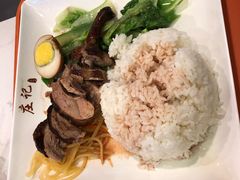 烧鹅饭-庄记烧腊·肠粉·生鲜煲
