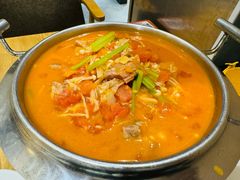 -秦香阁·西北家常菜(徐汇日月光中心店)