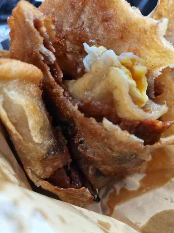 曹张鸡子大饼-"鸡子大饼是无锡的传统小吃之一,然而我并不.