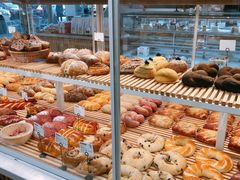 -焙丽拾光(麦凯乐直营店)